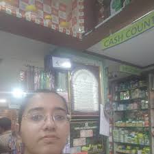 Esha Zaveri at Ghelani Super Market, Pant Nagar,
