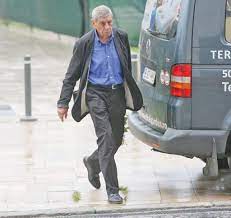 Are 7 ani, pentru cine nu știe. Nu RenunÅ£Ä Nici La 80 De Ani La Emisiunea D Ale Lui MiticÄ Click Mobile