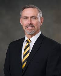 Ron Snell's Instagram, Twitter & Facebook