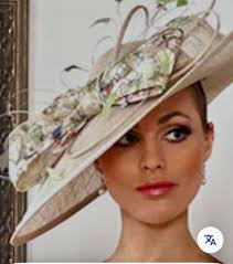 Love this hat but can't find it anywhere. Any help would be appreciated!