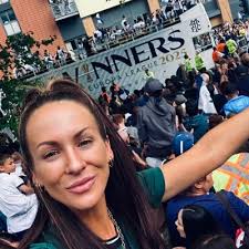 Ray Kane (@memmikane)