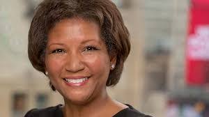 Dede Lea's Instagram, Twitter & Facebook