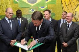 Prefeito do rio de janeiro, marcelo crivella , anunciou pelo twitter s que irá seguir a fala do presidente jair bolsonaro na noite de ontem (24) e ordenar a reabertura gradual do comércio na cidade. Gps Lifetime Autodromo No Rio Sera Feito Sem Dinheiro Publico Diz Bolsonaro