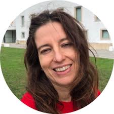 Dr. Andreia F. Sousa