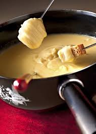 Fondue Moitie Moitie Recette Recette Fondue Recette Fondue Savoyarde Recette De Plat