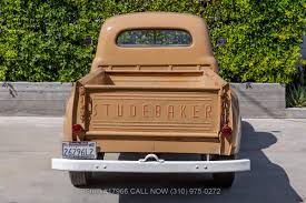 Image result for Cuban Tan 1949 Truck