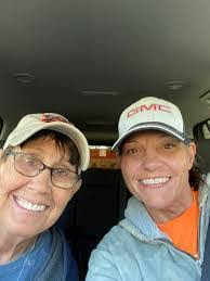 Carolyn Tomberlin's Instagram, Twitter & Facebook