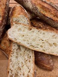 Dies Ist Keineswegs Die Bezeichnung Fur Ein Gewohnliches Stuck Brot Es Ist Eine Auszeichnung Bagu Kochen Und Backen Lebensmittel Essen Brot Backen Sauerteig