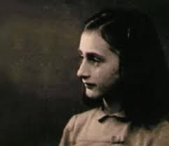 ŽIVLJENJE MED VOJNO