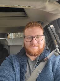 Hello! I'm Andrew, I'm a 16 year old actor from Madison, WI. I have quite a  bit of computer experience having self taught myself VB.NET and PHP for the  past six years.