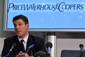 FLYGLOBESPAN: Bust airline 'owed' £30 million by credit card firm