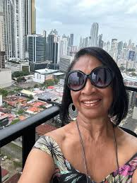 Introduction and photo from panama canal cruise