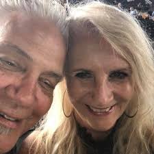 What is your favorite elementary school teacher and why?