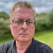 Luke William Bromley (@LukeWBromley)