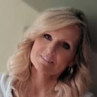 Katherine Holliday's Instagram, Twitter & Facebook