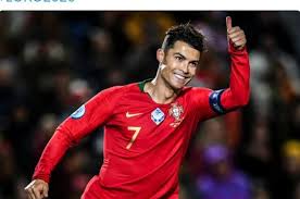 Di dalam grup ini ada portugal, prancis, dan jerman yang menjadi tim terkuat untuk dalam melakukan undian dan pembagian grup dari berbagai tim yang akan bermain di euro 2020 ini memang tidak sembarangan. Bertemu Ronaldo Di Grup Neraka Euro 2020 Pemain Prancis Senang Semua Halaman Bolasport Com