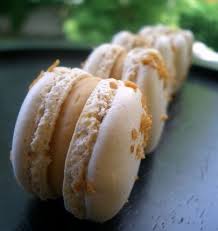 Macarons Caramel Beurre Sale De Mercotte Plus De Recettes De Macarons Sur Www Enviedebienmanger Fr Macaron Caramel Macaron Caramel Beurre Sale Recette Macaron