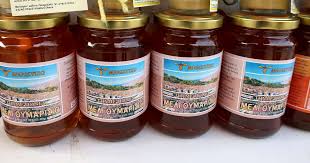 Therefore, the flavor and color varies the flavor is mild, and the consistency is easy to pour, making it great for both sweet and savory uses in the kitchen. Why Thyme Honey From Crete Is One Of The Best In The World
