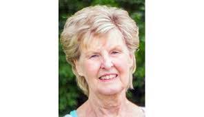 Carol Hoban's Instagram, Twitter & Facebook