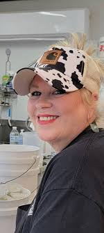 Shrimp boil and fried favorites available 3pm-8pm