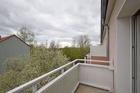 Großzügiges hinterhaus für gewerbe mit stellplatz. Wohnungen Mieten Halle Saale Hauser Immobilien Kaufen Mieten