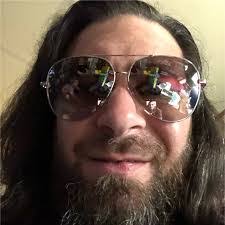 Calvin Belcher's Instagram, Twitter & Facebook