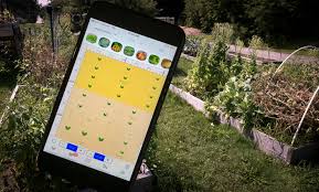 Staring with basic layout techniques, then moving to some colour coding and basic functionality. 6 Gardening Apps For Planning Your Plantings Hello Homestead