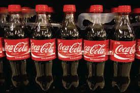 La diplomate a regretté qu'«il ne s'agit pas ici de l'opinion personnelle d'un amateur, mais de la position politique du pays» en ajoutant que la russie condamne ces «déclarations discriminatoires de son représentant haut placé, qui ravivent l'esprit de ségrégation néonazie en europe». Un Coca Plus Petit Pour Le Meme Prix Pressreader