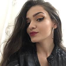 Every birth, adoption, and relationship in Pretty Little Liars history has  prepared us for this unveiling. Meet the only family tree you need to know  about Rosewood. 🖤