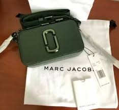 4.7 out of 5 stars 3. Bnwt Marc Jacobs Snapshot Camera Crossbody Bag Olive Green New W Tags Dustbag Ebay