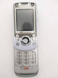 Sony Ericsson W550i Slide phone – astore.in