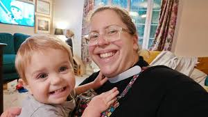 When baby comes, too: the challenges of a reverend mother