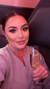 Qatar Airways Business Class QSuite DOH-DFW .. Amazing food, privacy and  amenities including pajamas!! , #qatar #qatarairways #businessclass  #firstclass #travel #abroad #holiday #middleeast #adventure ...