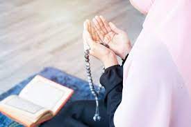 Orang yang mensucikan allah swt berarti ia mengagungkan allah, berarti ia menjadikan nama allah itu agung dan suci di hatinya. Tasbih Jadi Peluang Bisnis Di Bulan Ramadhan Simak Cara Buatnya