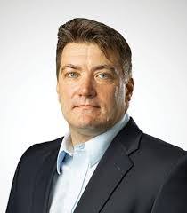 Brent Dell's Instagram, Twitter & Facebook