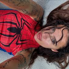 Time to get caught in my web 🕸️ spooky season