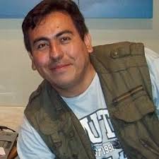 🔮 𝗟𝗮𝘀 𝟭𝟬 𝗽𝗿𝗼𝗳𝗲𝘀𝗶𝗼𝗻𝗲𝘀 𝗱𝗲𝗹 𝗳𝘂𝘁𝘂𝗿𝗼 (𝘀𝗲𝗴ú𝗻 𝟳  𝗶𝗻𝘁𝗲𝗹𝗶𝗴𝗲𝗻𝗰𝗶𝗮𝘀 𝗮𝗿𝘁𝗶𝗳𝗶𝗰𝗶𝗮𝗹𝗲𝘀) ¿Qué tienen en común  ChatGPT, Claude, Gemini, Grok y otros modelos de IA?…