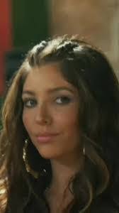 Carla Honey's Instagram, Twitter & Facebook