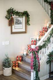 Indoor christmas decorations to celebrate the yuletide. 22 Christmas Wall Decorating Ideas Elegant Holiday Wall Decor