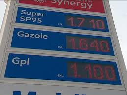 Autour de gérone, il est possible de trouver de l'essence entre 10 et 15 % moins chère que la … Prix Du Carburant Pourquoi L Essence Est Elle Plus Chere En Corse Que Sur Le Continent