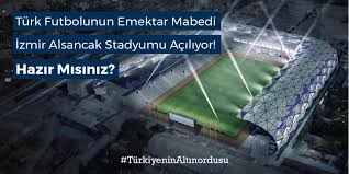 Yorumcular ise ali gültiken ve tümer metin. Superstadyum 13