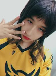 Robin (@robin89_lol) • Instagram photos and videos