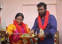 He also debuted as an actor in raja rani and appeared as neruppu kumar in the film maan karate. Ich X0hfipmemm