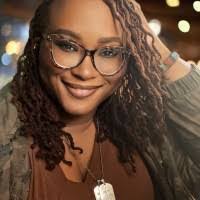 Jasmin Porter's Instagram, Twitter & Facebook