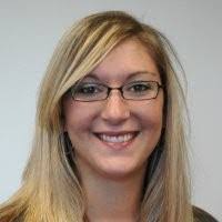 Amanda Doud's Instagram, Twitter & Facebook