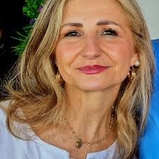 Christine Bence's Instagram, Twitter & Facebook