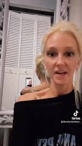 Claire Schafer's Instagram, Twitter & Facebook