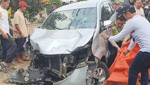 Kecelakaan Maut Di Depok Avanza Tabrak 3 Motor 1 Orang Tewas 2 Kritis Jpnn Com