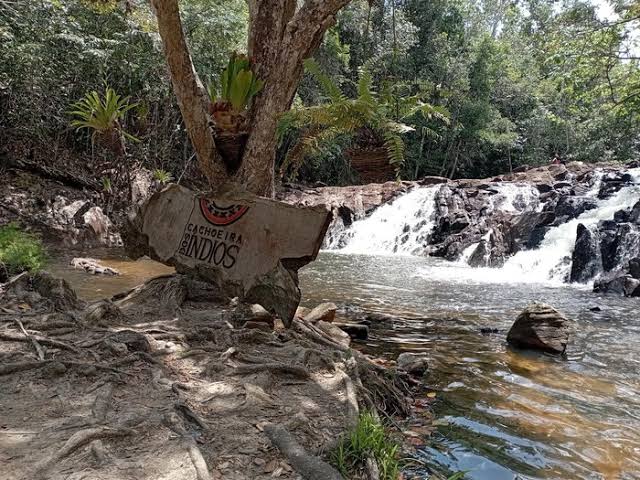 🌿 BATE-VOLTA: CACHOEIRA DE OITIS 💦✨
