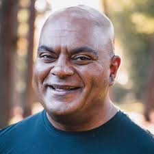 Ahmad Farhat's Instagram, Twitter & Facebook